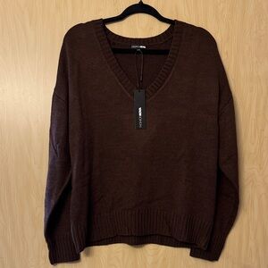 NWT | Fashion Nova | Women’s Deep Brown V-Neck Sweater | Size Medium